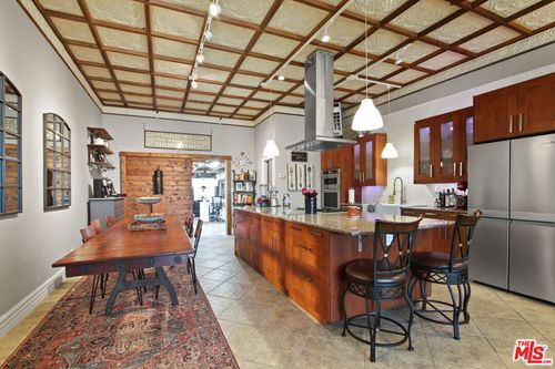 1644 N Wilmington Blvd, Wilmington, CA, 90744-1247 | Card Image