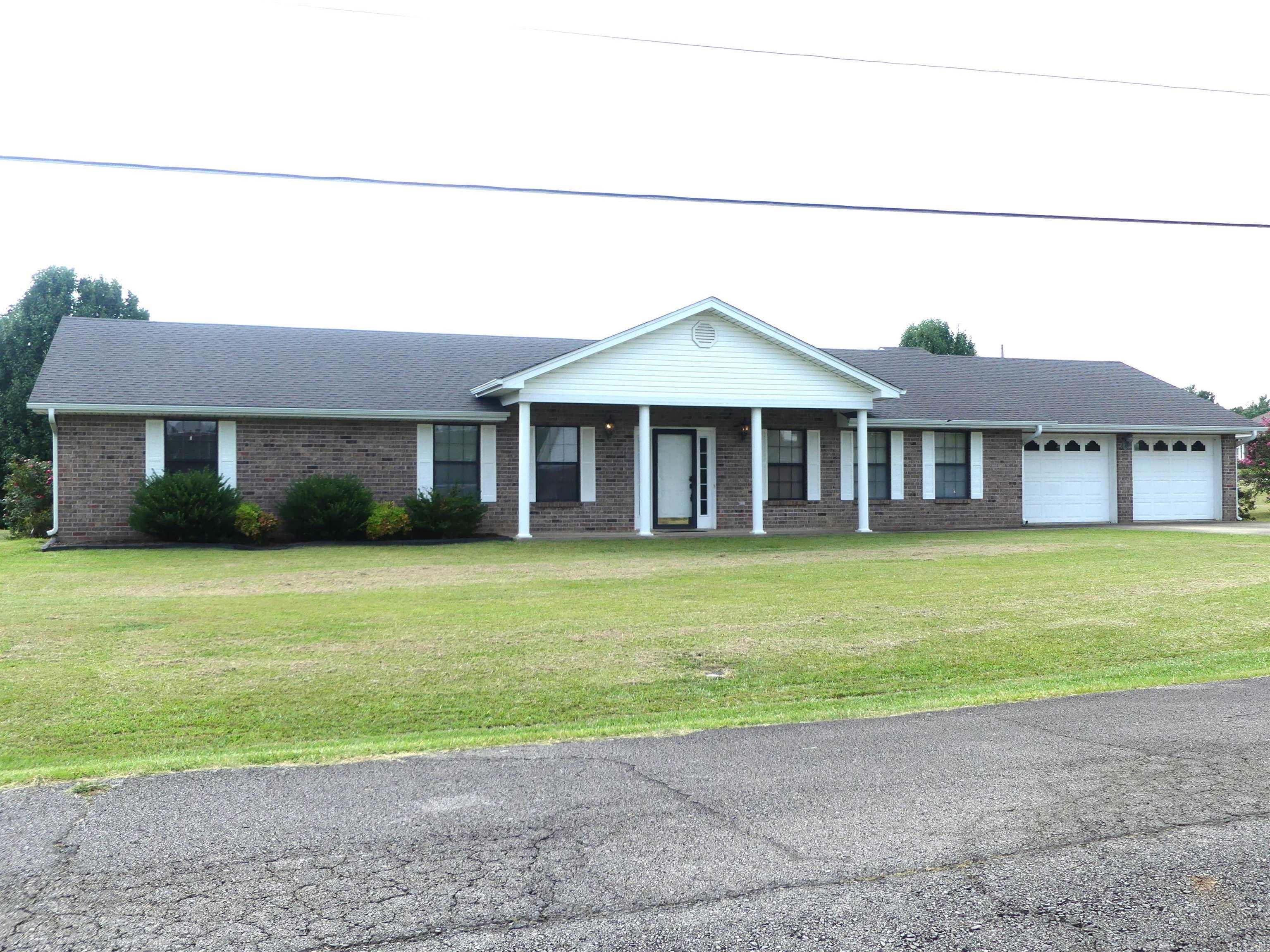 Crescent Dr, Mena, AR 71953 #1