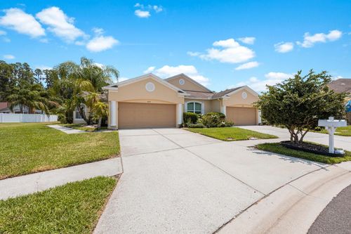 30315 Lettingwell Cir, WESLEY CHAPEL, FL, 33543-7831 | Card Image