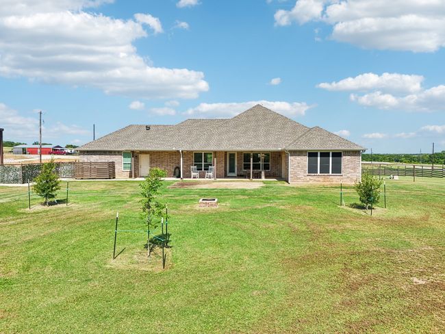 360 Rolling Ranch Blvd, House other with 4 bedrooms, 3 bathrooms and null parking in Alvord TX | Image 34