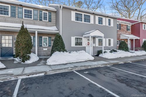1055-1055 Village Dr, Smithtown, NY, 11788-3206 | Card Image