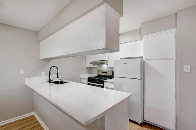 APT-20 - 1529 Wirt Rd, Townhouse with 1 bedrooms, 1 bathrooms and null parking in Houston TX | Image 8