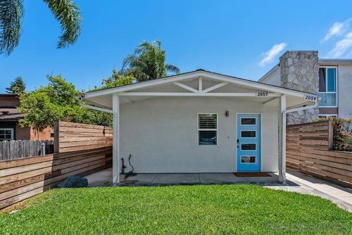 2057 Felspar St, San Diego, CA, 92109-3551 | Card Image