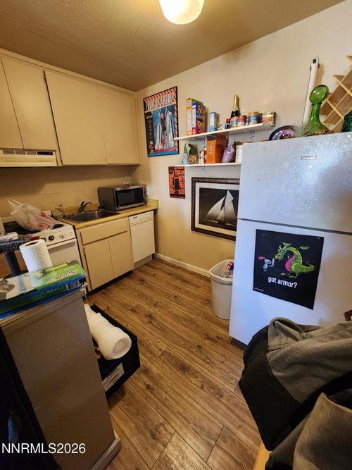 apt-211-2450 Lymbery St, Reno, NV, 89509-4014 | Card Image