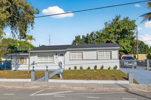 17821 Nw 22nd Ave, Miami Gardens, FL, 33056-4735 | Card Image