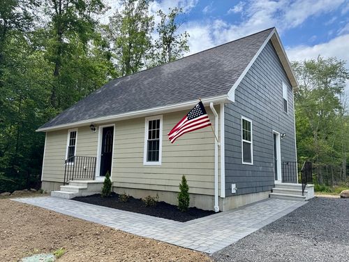 27 Popple Camp Rd, Petersham, MA, 01366-9712 | Card Image