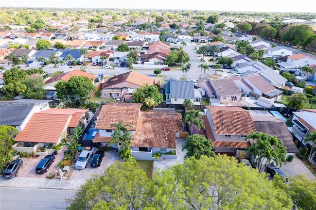 14832 - 14832 Sw 80 Th St, Home with 3 bedrooms, 2 bathrooms and null parking in Miami FL | Image 33
