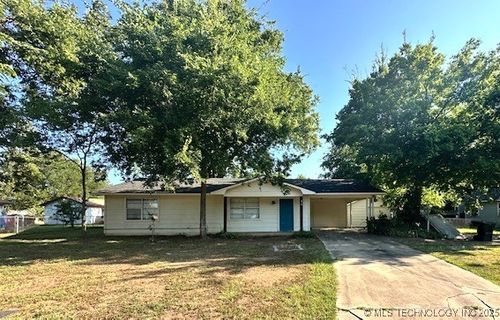 418 W Georgia St, Durant, OK, 74701-6642 | Card Image