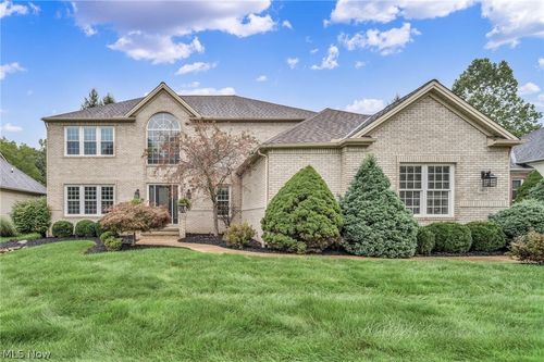 1413 Ashford Glen Ln, Sagamore Hills, OH, 44067-1683 | Card Image