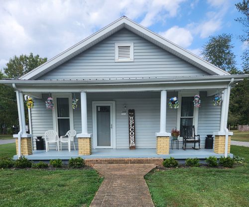 300 S Russell St, Portland, TN, 37148-1224 | Card Image