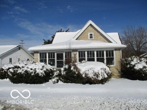 279 E Franklin St, Spencer, IN, 47460-1819 | Card Image