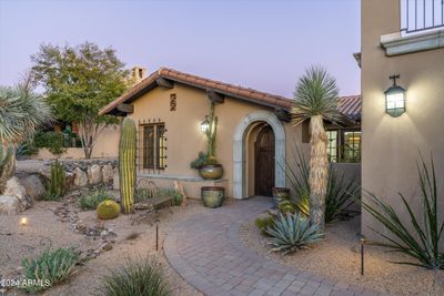 37031 N Mirabel Club Drive, House other with 3 bedrooms, 4 bathrooms and null parking in Scottsdale AZ | Image 3