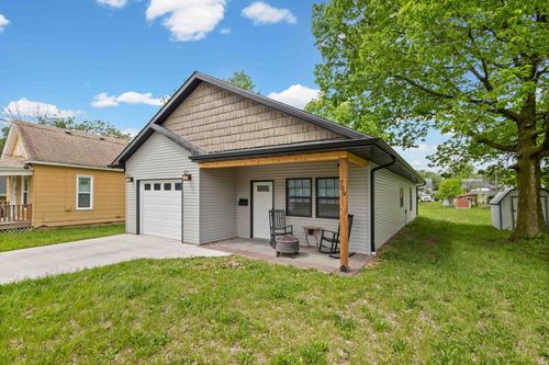 709 N Clark St, MEXICO, MO, 65265 | Card Image