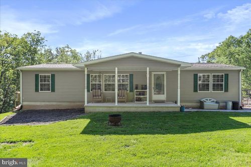 6194 Milo School Rd, GREAT CACAPON, WV, 25422-3067 | Card Image