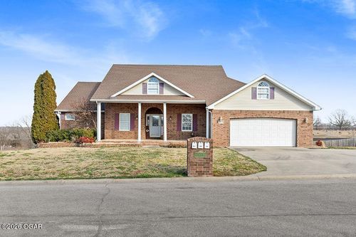 1301 Fox Ridge Ln, Neosho, MO, 64850-2562 | Card Image