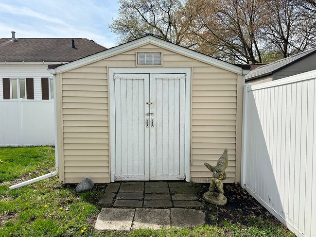 823 Poplar St, House other with 3 bedrooms, 1 bathrooms and 2 parking in Ottawa IL | Image 37