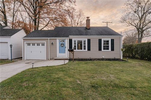 1608 Curry Dr, Lyndhurst, OH, 44124-2741 | Card Image