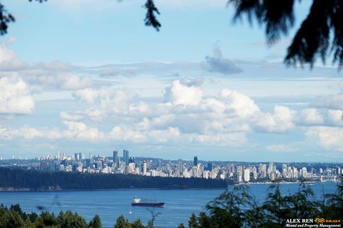 4408 Woodpark Rd, West Vancouver, BC, V7S2W4 | Card Image