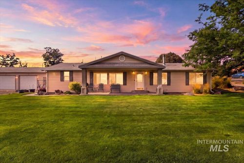 310 Frontage Rd, Grand View, ID, 83624 | Card Image