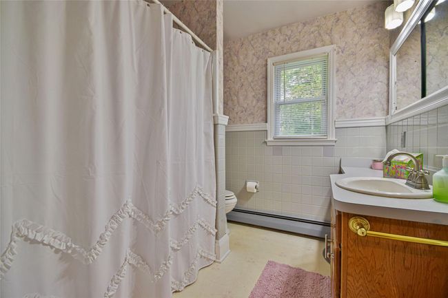 Hall full bath | Image 16