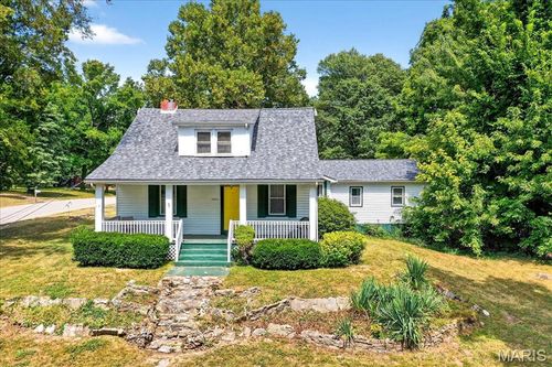 1355 Stein Rd, Ferguson, MO, 63135-1744 | Card Image