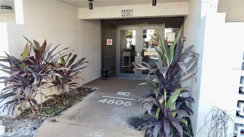 unit-206-4606 W Gray St, TAMPA, FL, 33609-1906 | Card Image