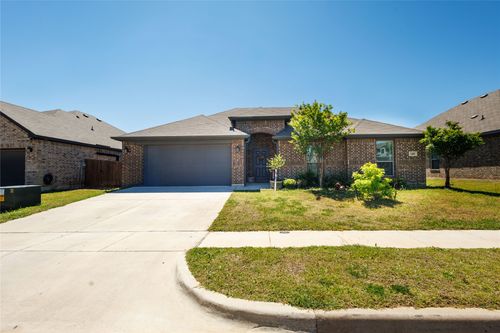 1408 Eagle Nest Dr, Azle, TX, 76020-5159 | Card Image