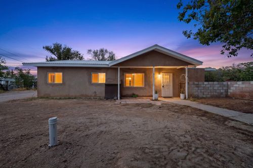 444 Juan P Sanchez Rd Sw, Los Lunas, NM, 87031-8101 | Card Image