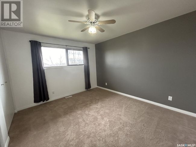 142 3rd St W, House other with 5 bedrooms, 2 bathrooms and null parking in Coronach SK | Image 12