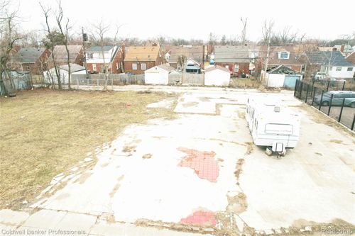 18281 Wyoming Avenue, Detroit, MI, 48221 | Card Image