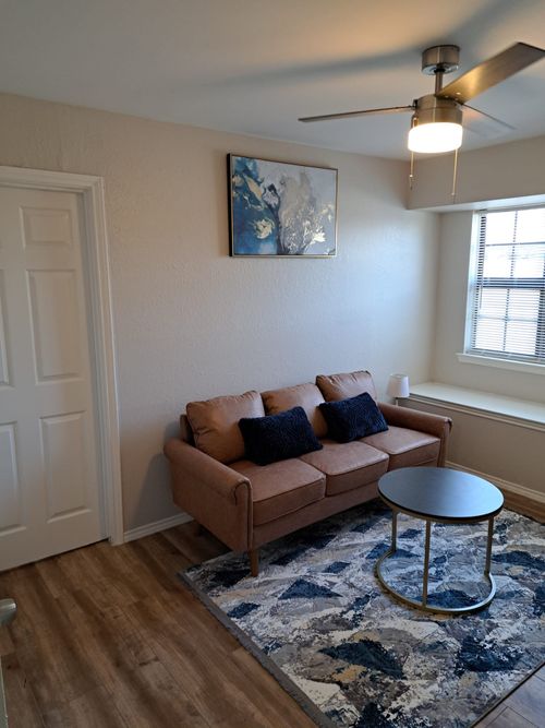 1702 Crest Point Dr, Arlington, TX, 76012-3762 | Card Image