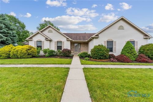 1813 Oregon Dr, Findlay, OH, 45840-1769 | Card Image