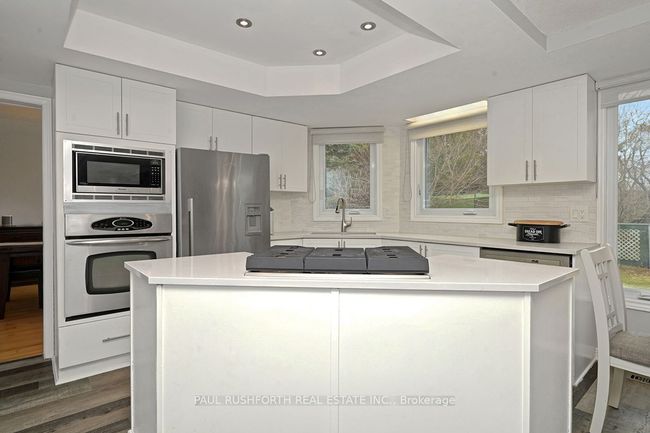 145 Thare Cres, House other with 4 bedrooms, 3 bathrooms and 4 parking in Nepean ON | Image 9