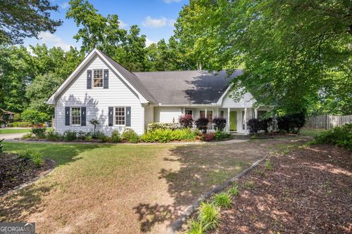 19 Indian Bluff Dr, Sharpsburg, GA, 30277-1762 | Card Image