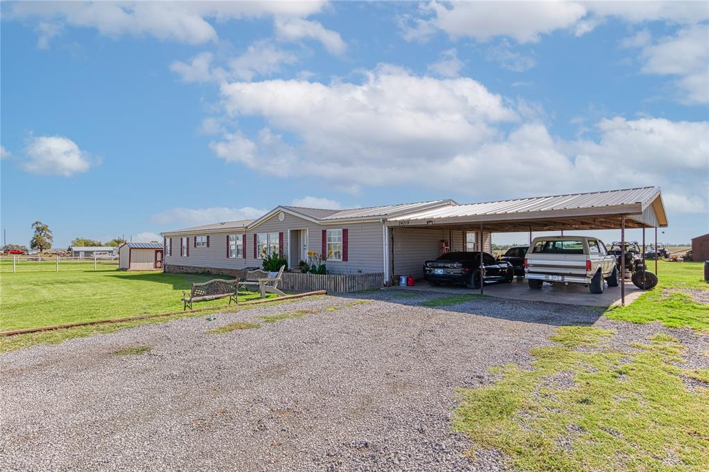 1038 Rd, Weatherford, OK 73096