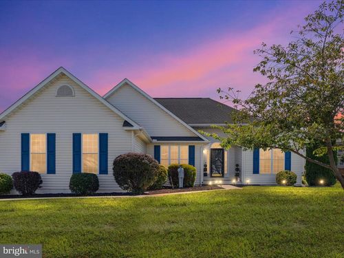 10 Vestal Gap Way, MARTINSBURG, WV, 25404-7777 | Card Image
