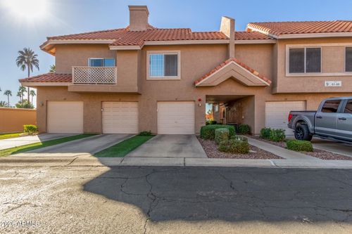 67-1633 E Lakeside Dr, Gilbert, AZ, 85234-8012 | Card Image
