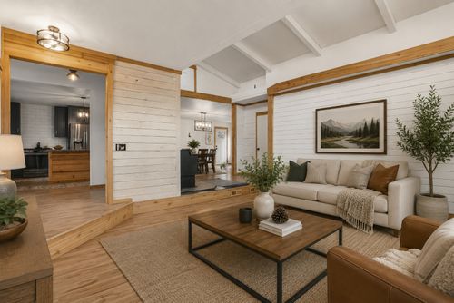 360 W River Rd, Hamilton, MT, 59840-9362 | Card Image
