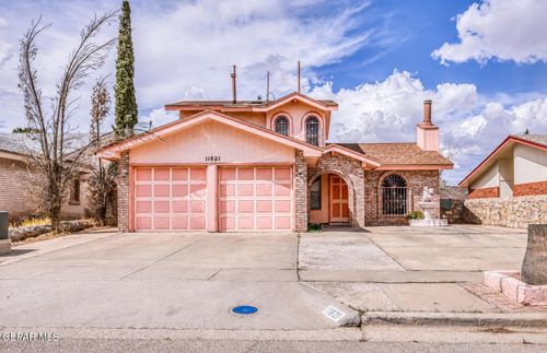 11821 Scott Simpson Dr, El Paso, TX, 79936-6240 | Card Image