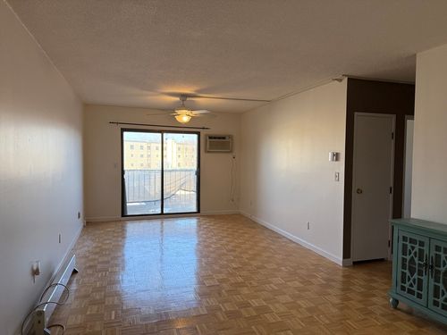 apt-37-2353 Massachusetts Ave, Cambridge, MA, 02140-1242 | Card Image