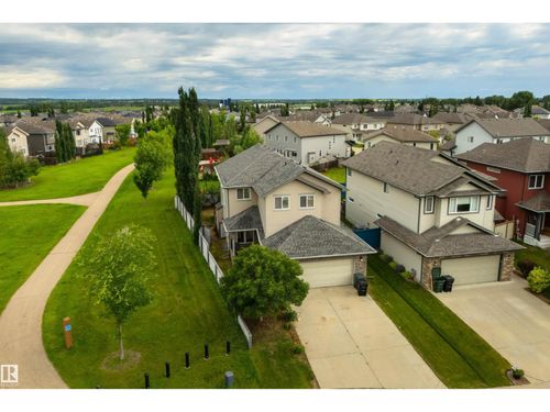 16 Ashton Gate, Spruce Grove, AB, T7X0H8 | Card Image