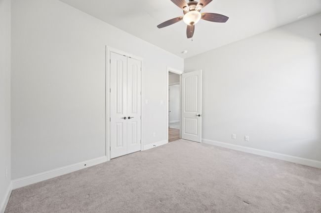 Bedroom with Walk-in Closet | Image 25