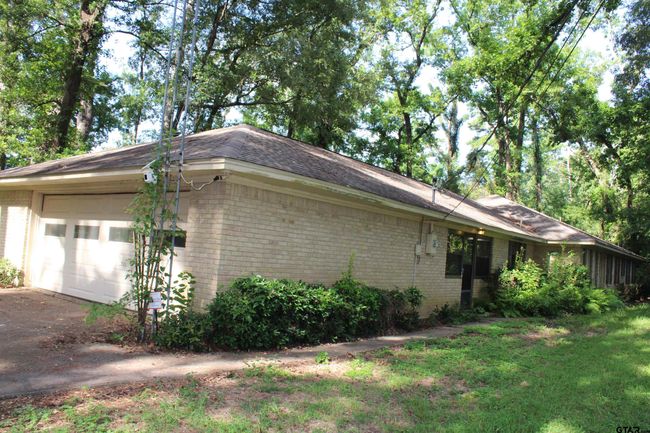 20312 Us Highway 69 S, House other with 4 bedrooms, 2 bathrooms and null parking in Tyler TX | Image 42