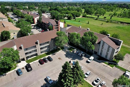 306-207 Tait Pl, Saskatoon, SK, S7H5L8 | Card Image