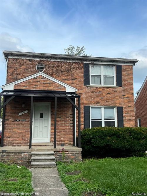 311 S Pleasant St, Royal Oak, MI, 48067-2666 | Card Image