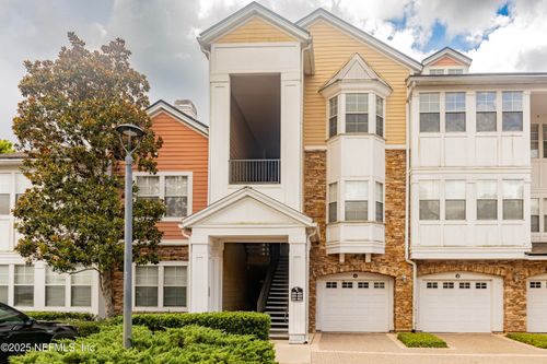 apt-833-8550 Touchton Rd, Jacksonville, FL, 32216-2201 | Card Image