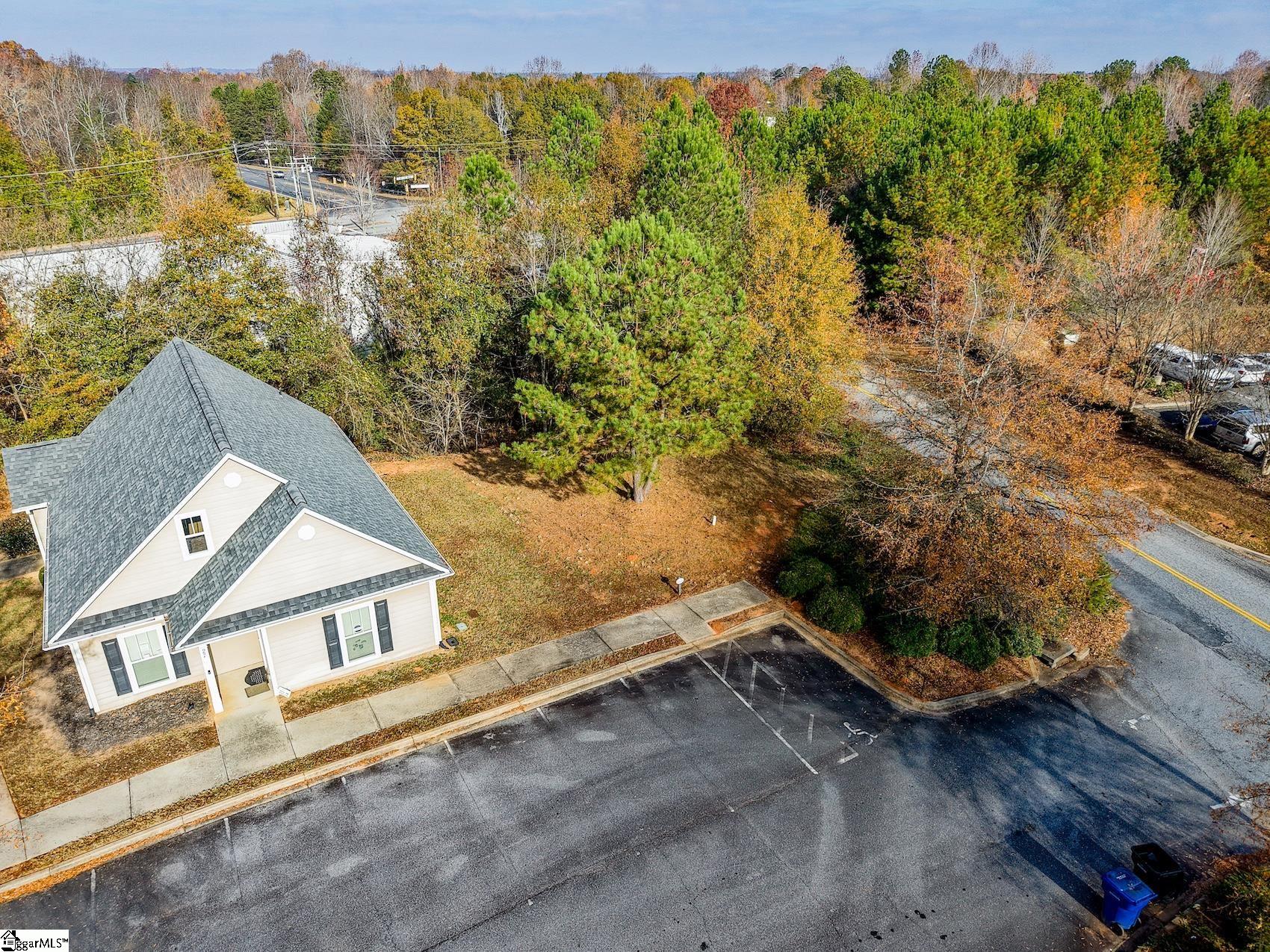 Land in Anderson 3