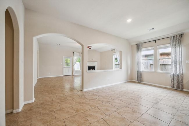 5332 Pointe Spring Xing, House other with 4 bedrooms, 2 bathrooms and 2 parking in Spring TX | Image 17