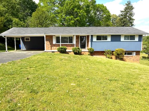 15 Holiday Ln, Chattanooga, TN, 37415-1729 | Card Image