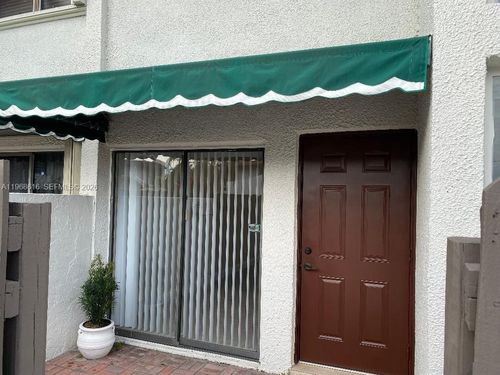 0-11339 Sw 71st Ln, Miami, FL, 33173-1916 | Card Image